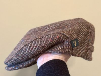 Mucros Weavers Irish Tweed Trinity Flat Cap