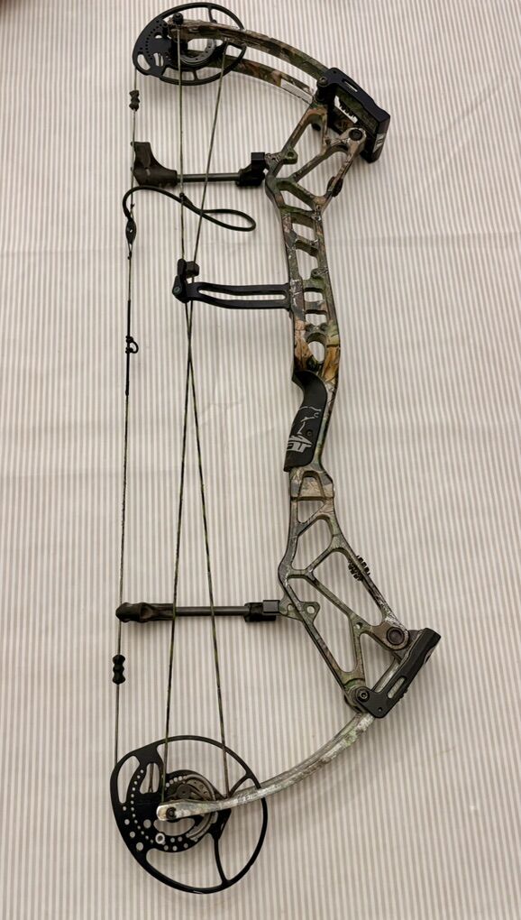 Bear Br33 Compound Bow