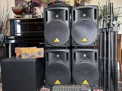 Behringer Mixer and Speaker Set