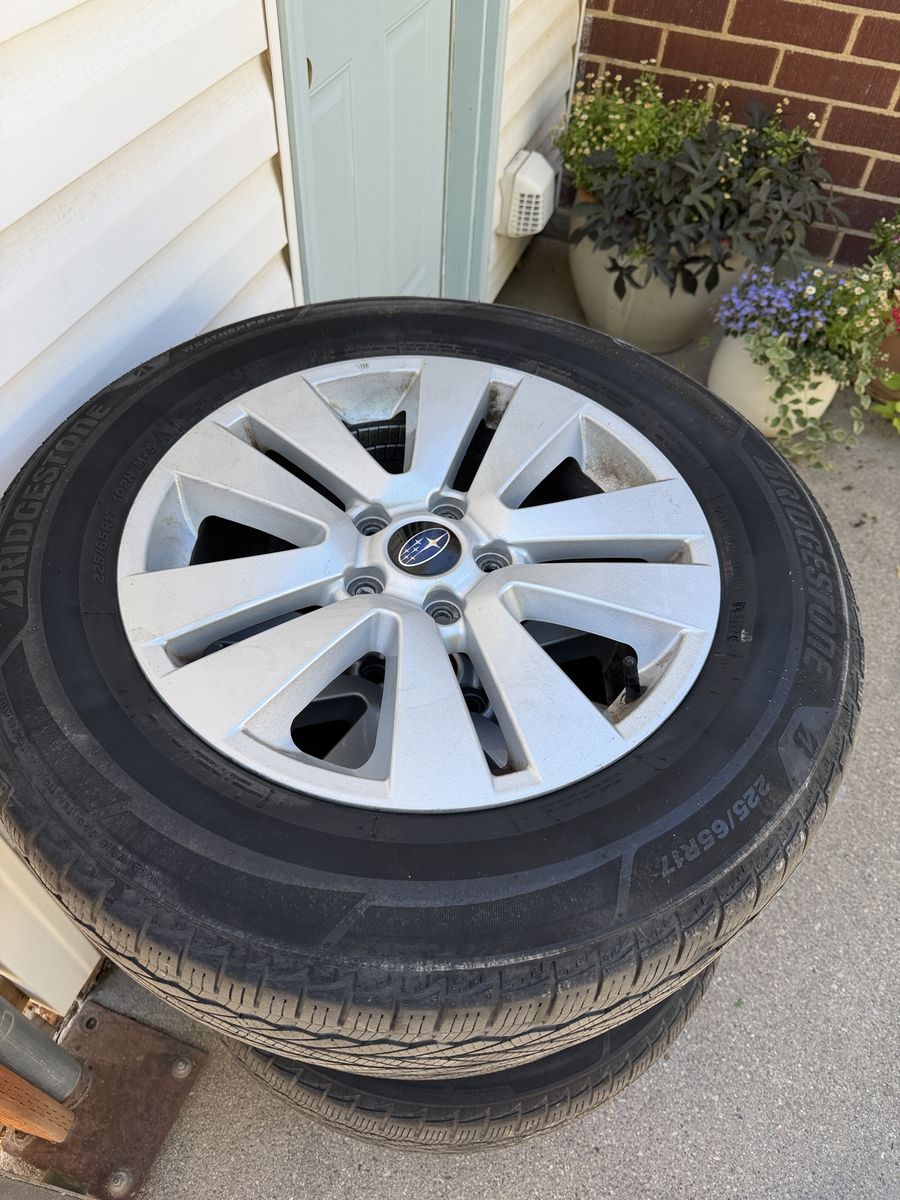 Subaru Outback wheels and tires