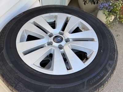Subaru Outback wheels and tires