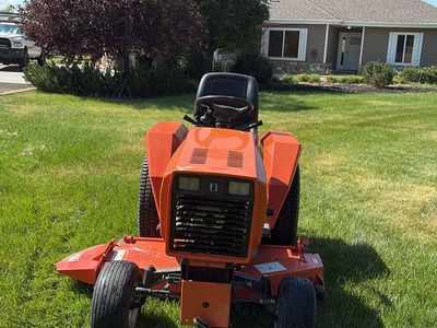 Ingersoll 4016 lawn Tractor with snow thrower attachment , 450 Hr (low hours)