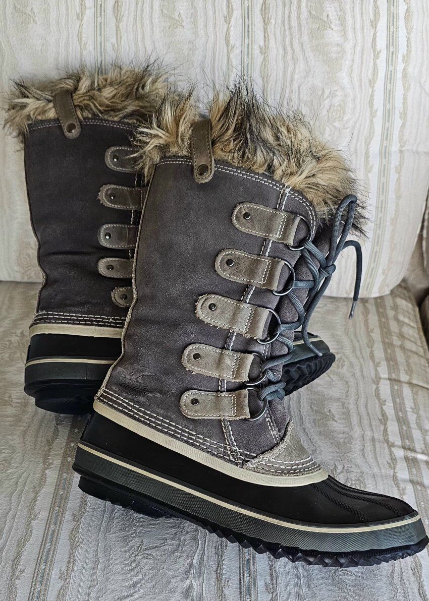 Sorel Joan of Arctic Waterproof Suede Size 10