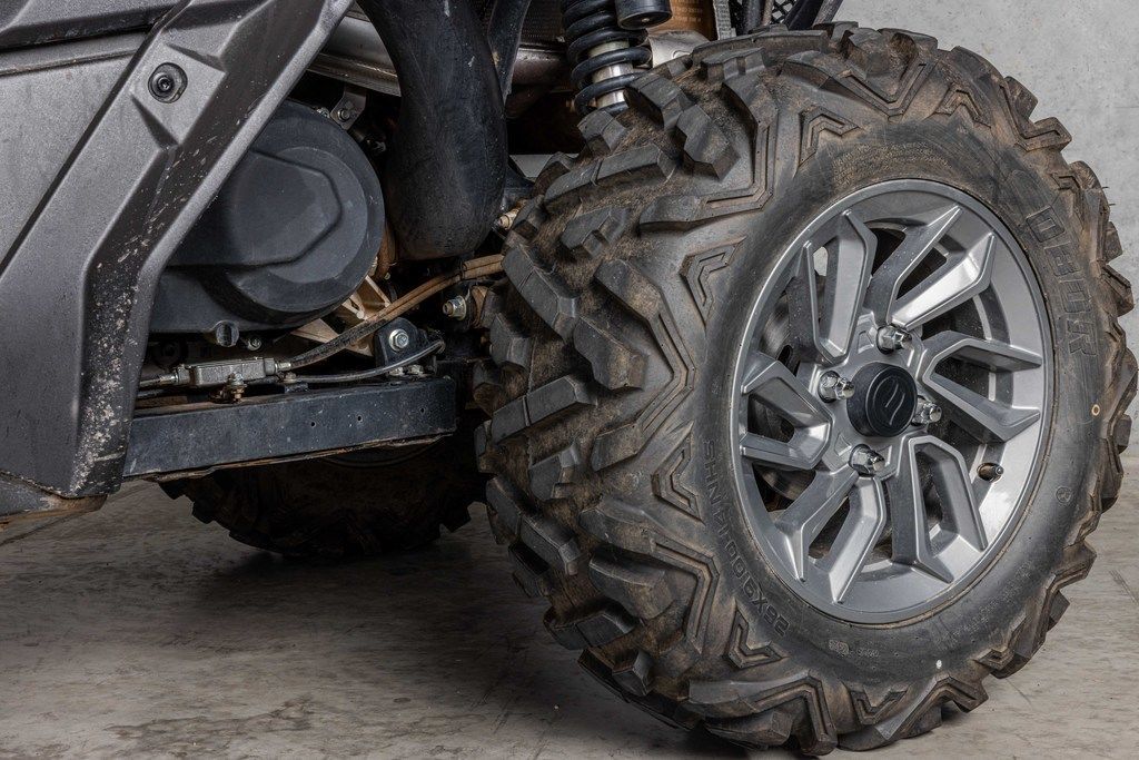 Main image 6