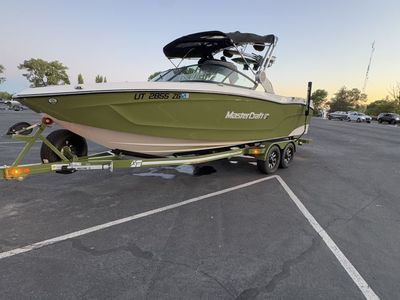AMAZING 2023 MasterCraft XT24 - LIKE NEW
