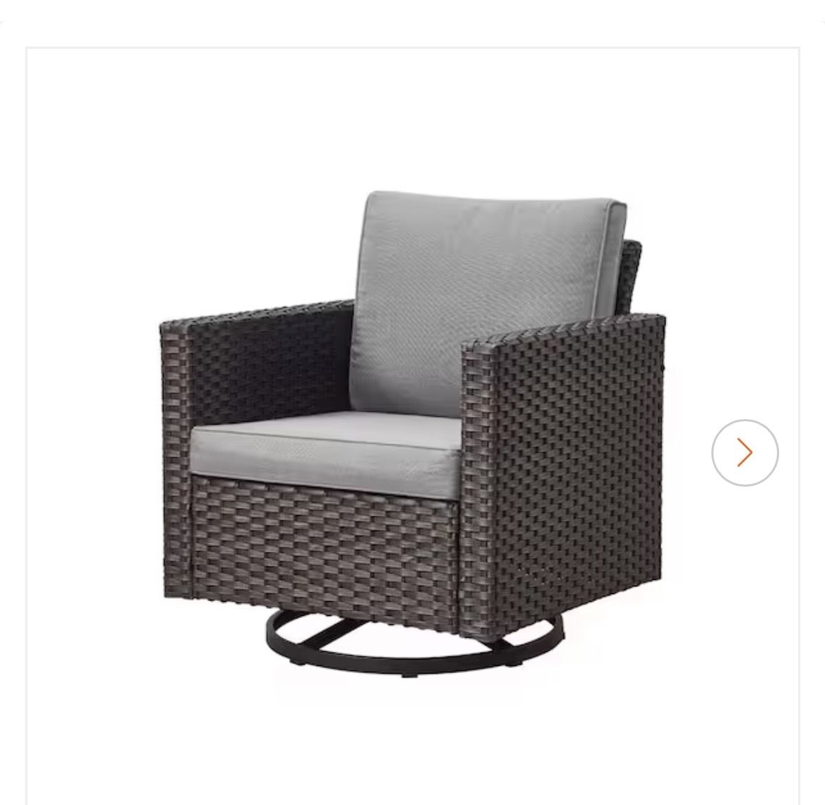 New Swivel Outdoor Chair With Cushions