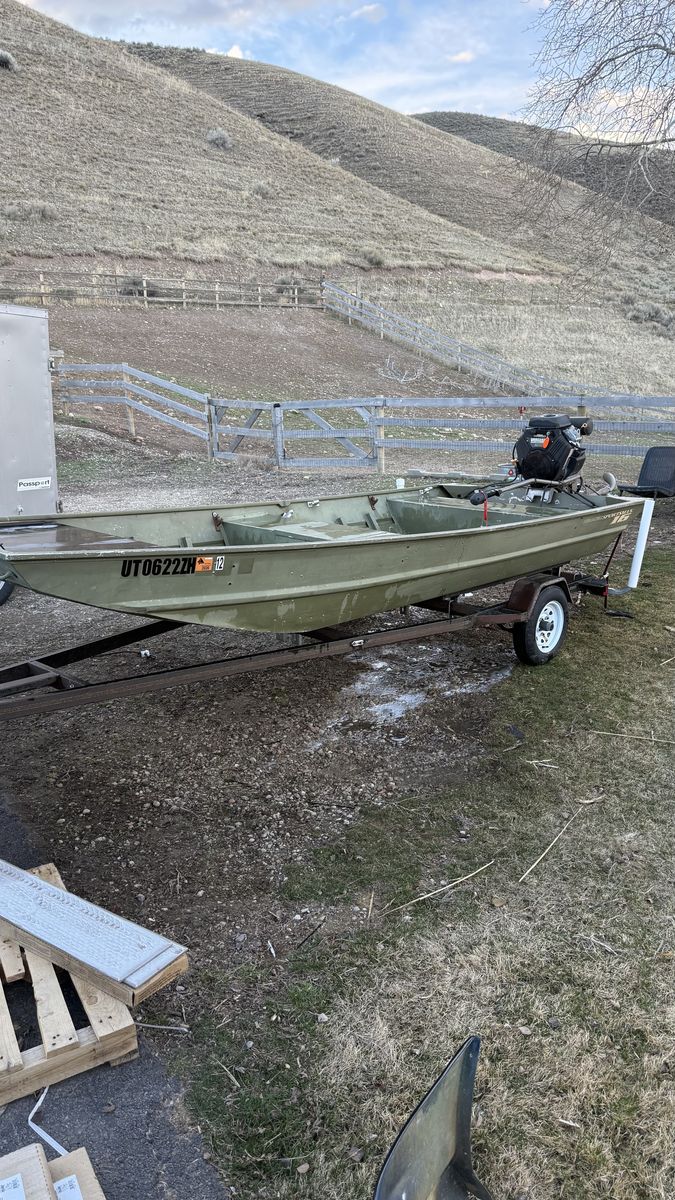 Tracker Sportsman 16 By 50 Jon Boat With 35 buddy