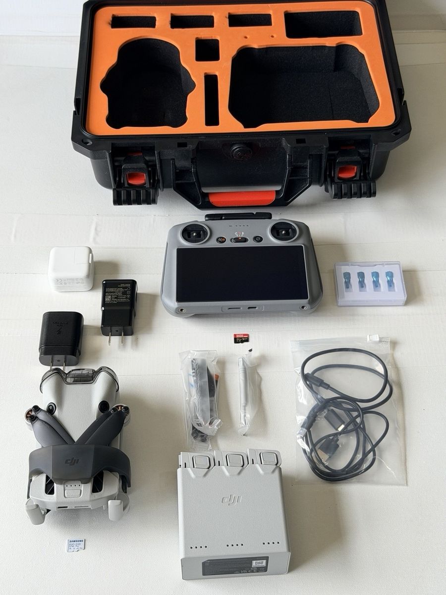 [Brand new!] DJI Mini 4 Pro Fly More Combo Plus (RC2) package. Used only once. Factory settings intact.