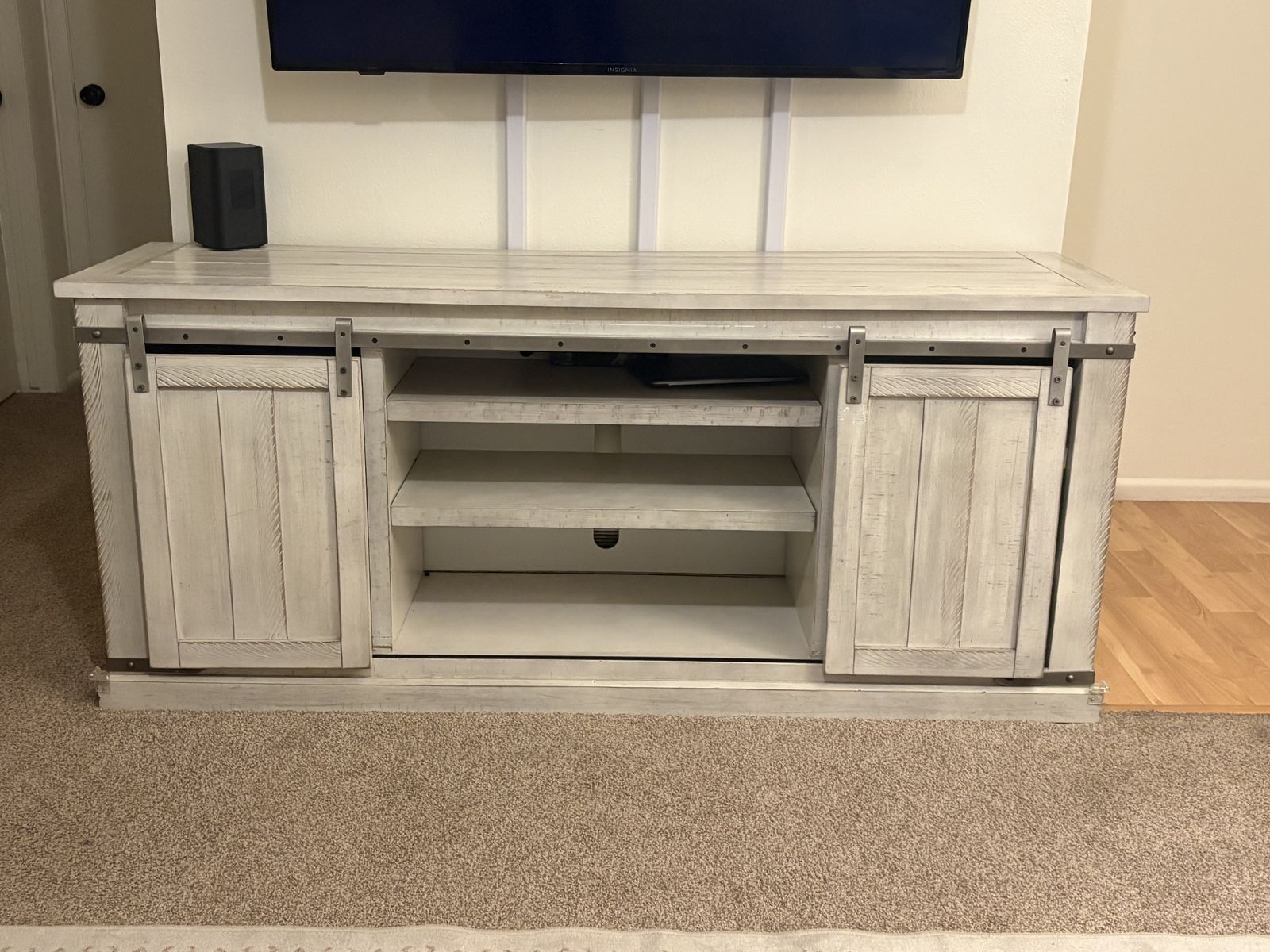 Farmhouse TV Stand / Entertainment Center