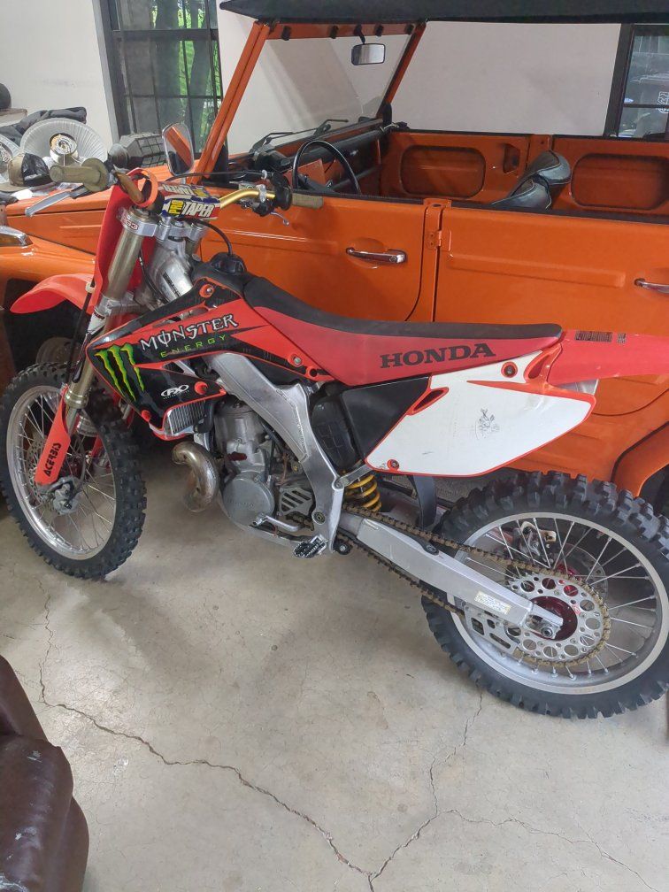 2003 Service Honda CR500AF Dirt Bike