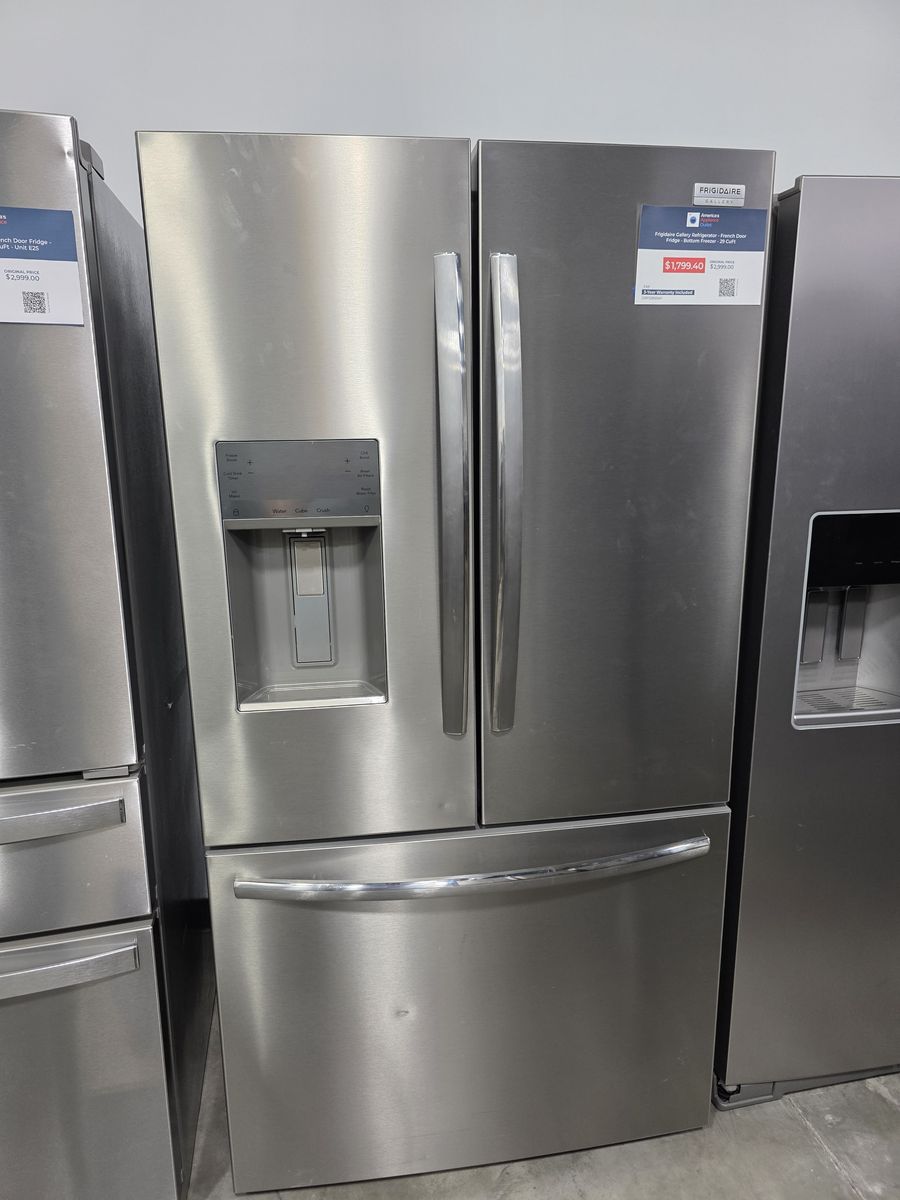 Frigidaire Gallery French Door Refrigerator — 36 Inch, 27.8 Cu Ft Stainless, Brand New