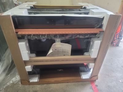 NEW Whirlpool 30 IN Wall Oven,free Delivery