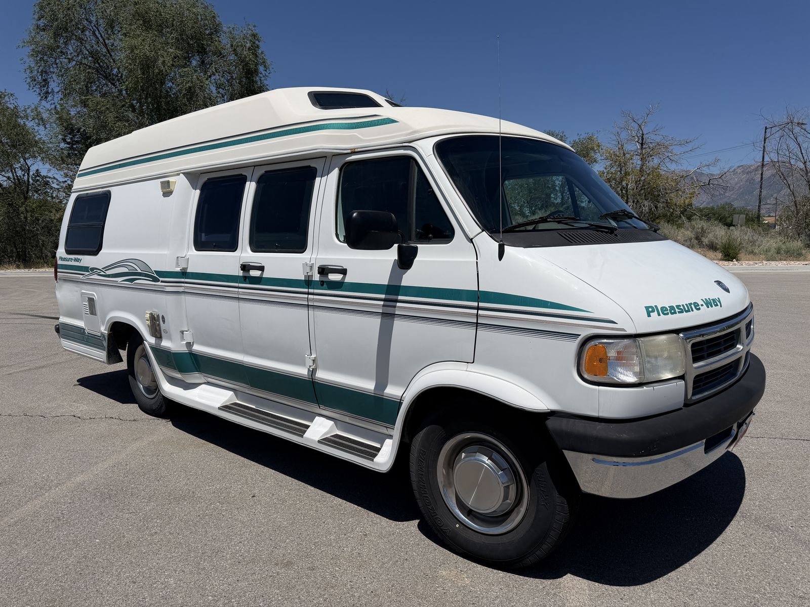 1997 Pleasure-Way STW Class B Motorhome