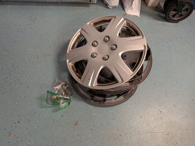 Hubcaps for Toyota Corolla