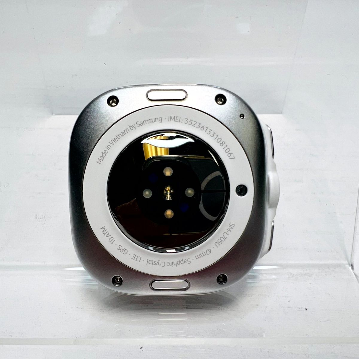 Main image 5