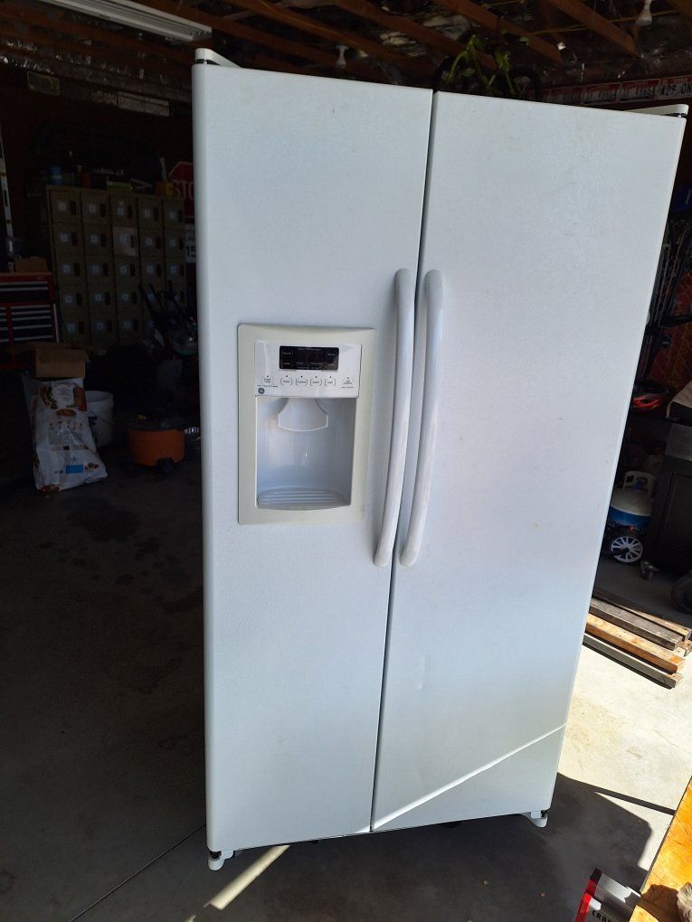 GE refrigerator