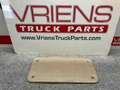 Peterbilt Plate-Header Cover, Part # 20-17071M001-251