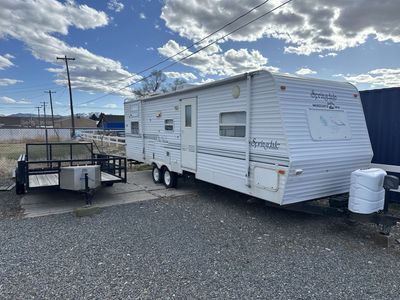 2002 Keystone Springdale 28ft Travel Trailer - Sleeps 9, AC, 1 Slide-Out
