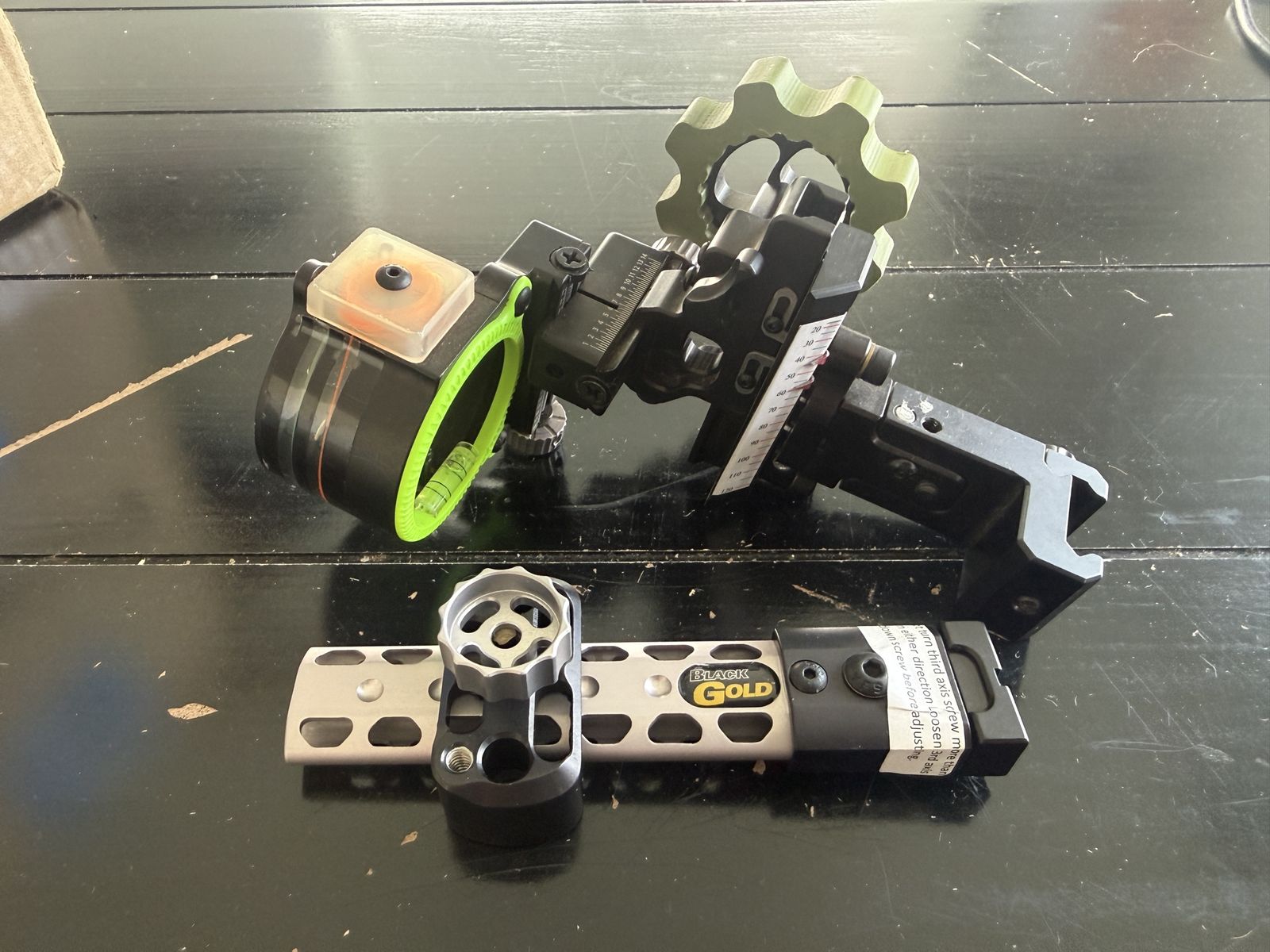 Black Gold Dual Track Adjustable Bow Sight