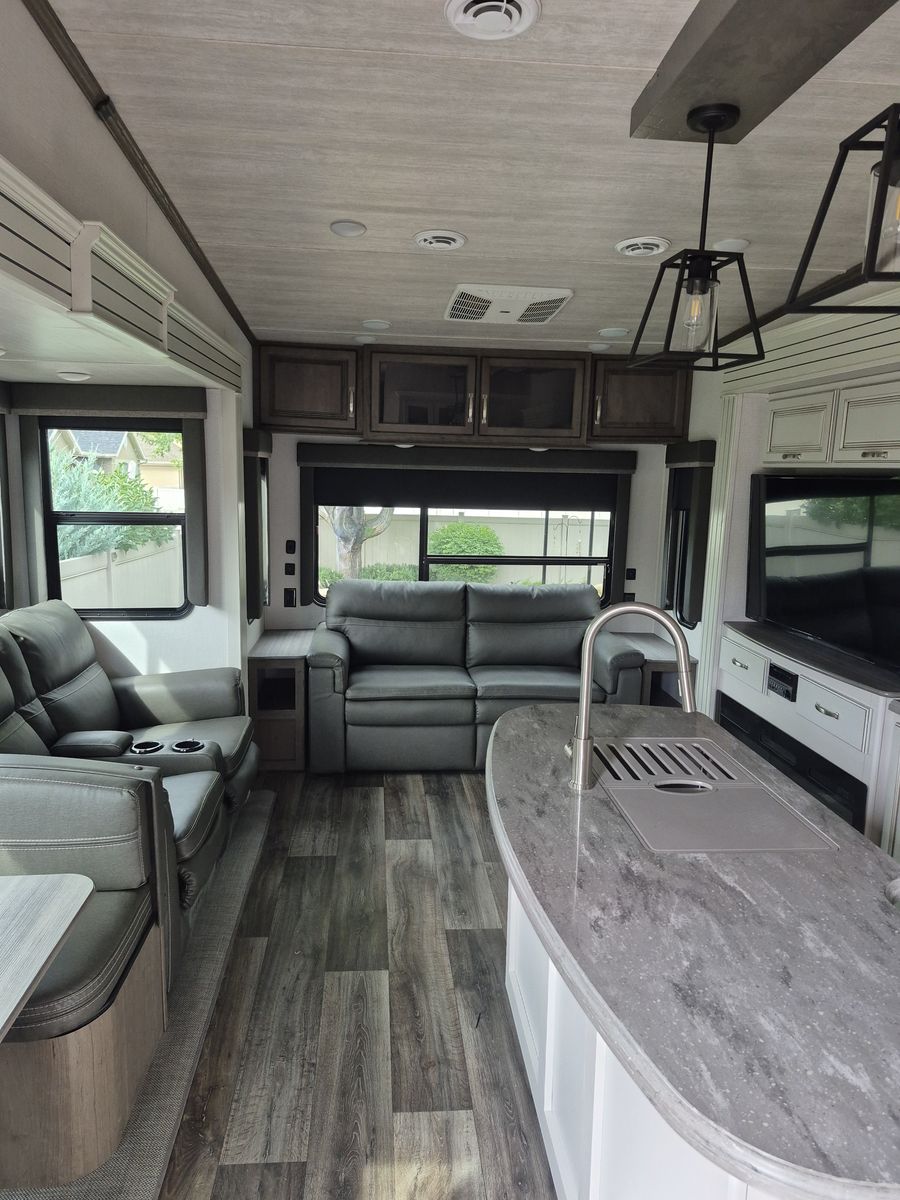 2021 Keystone Cougar 316RLS