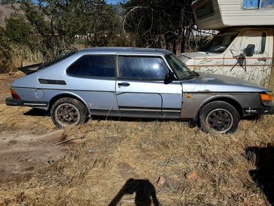 1986 Saab 900 hatchback