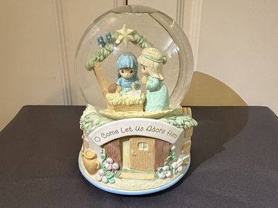 Precious Moments O Come Let Us Adore Him Nativity Musical Snow Globe