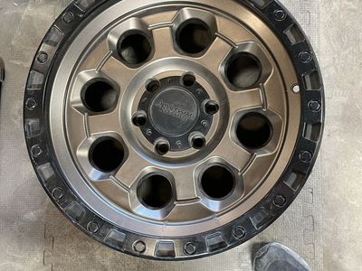 6 lug wheels.