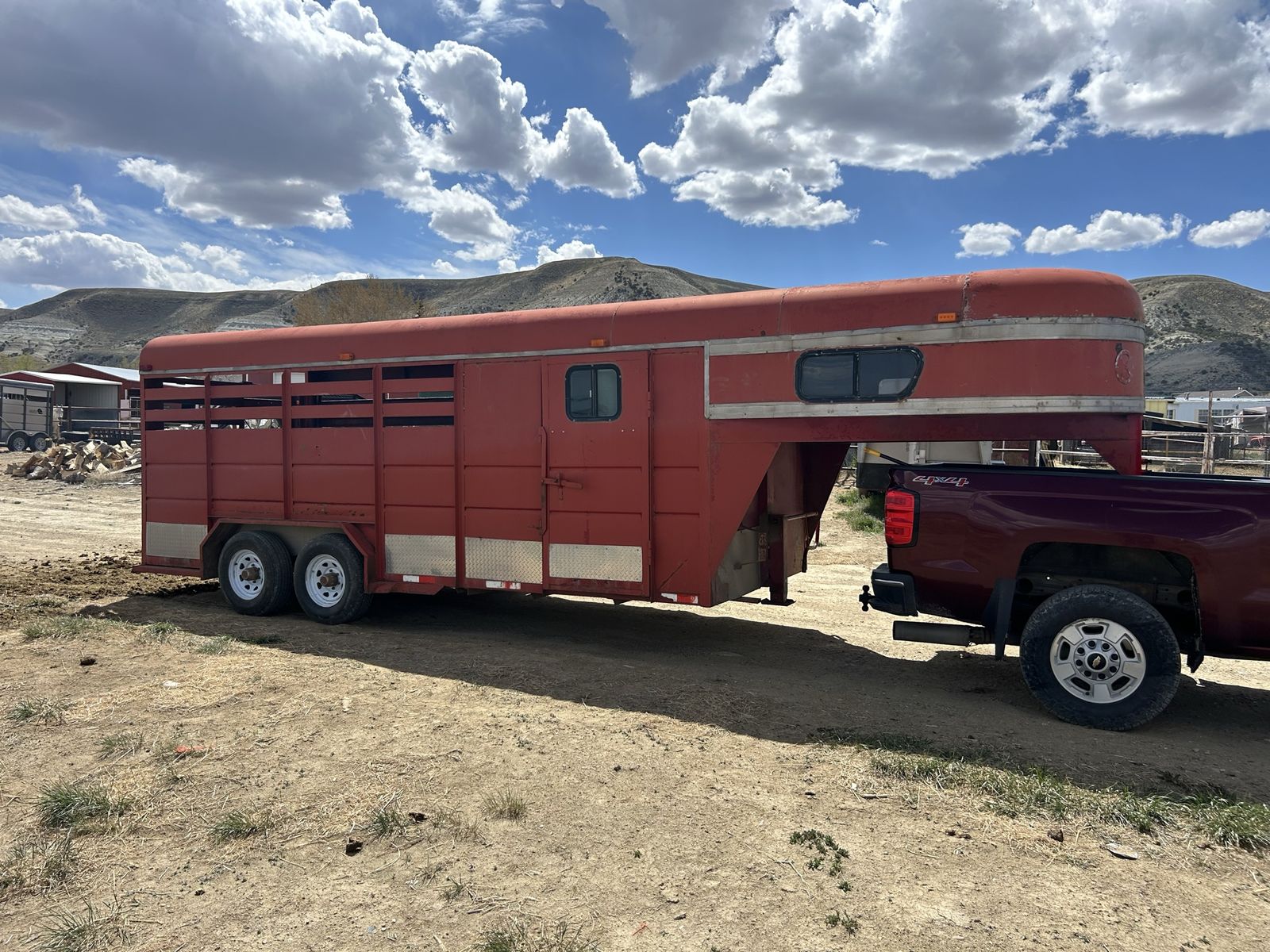 24’ horse trailer