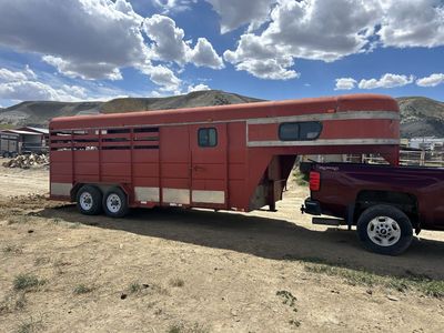 24’ horse trailer
