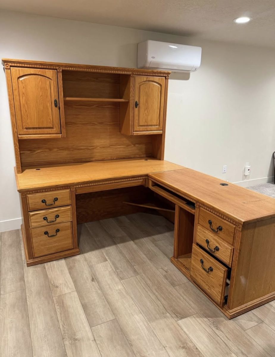 Oak Finish L-Shaped Office Desk with Hutch and Storage Drawers