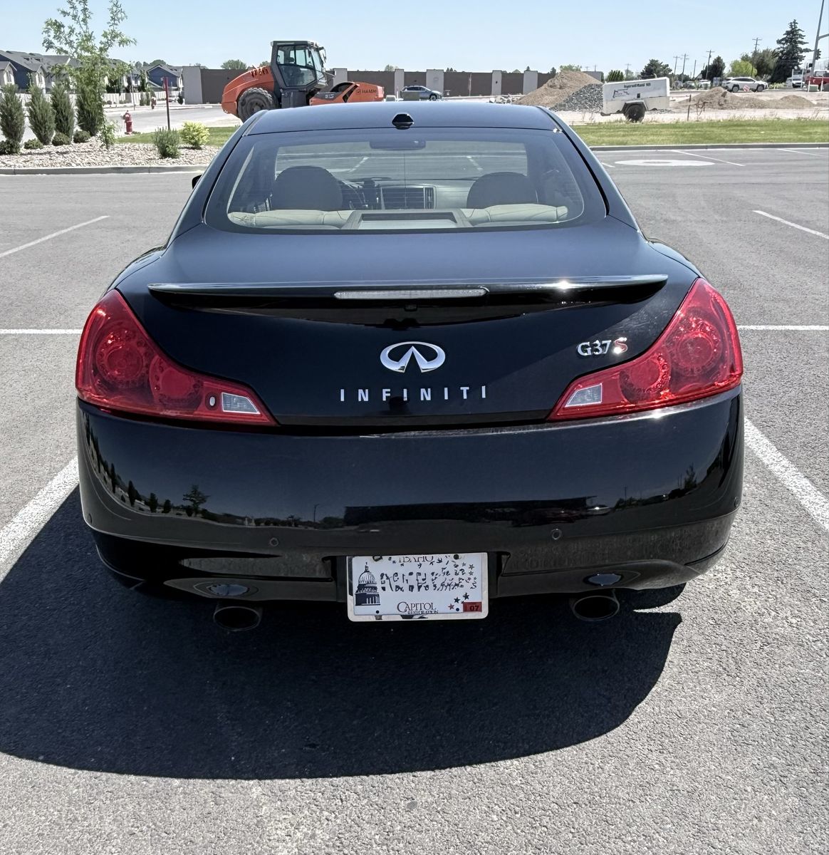 Main image 4