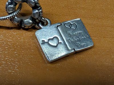 18 inch 2 mm .925 sterling silver necklace Lock