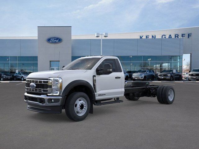 2025 Ford F-600 Super Duty 