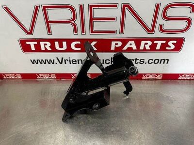 Kenworth T680 Bracket
