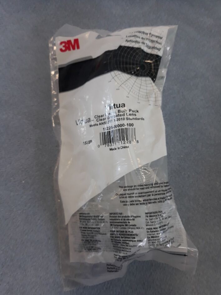 New in packaging 3M safety glasses