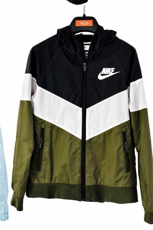 Nike Boys Lightweight Hoodie Windbreaker
