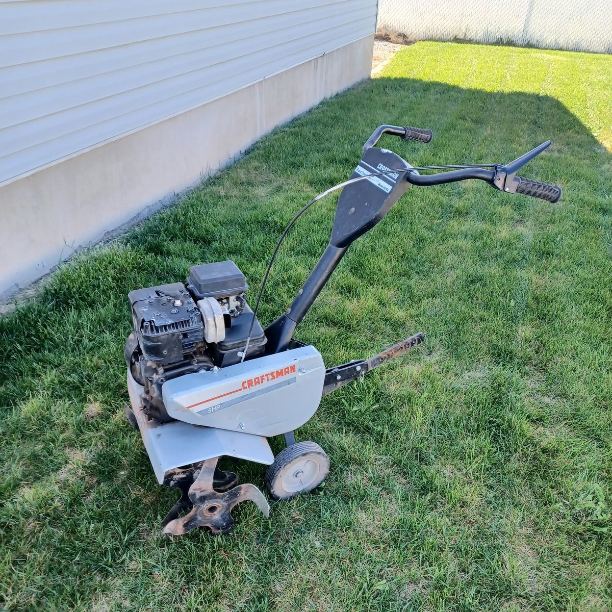 Craftsman front tine roto-tiller