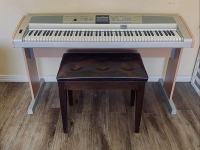 Yamaha Electric Piano DGX505