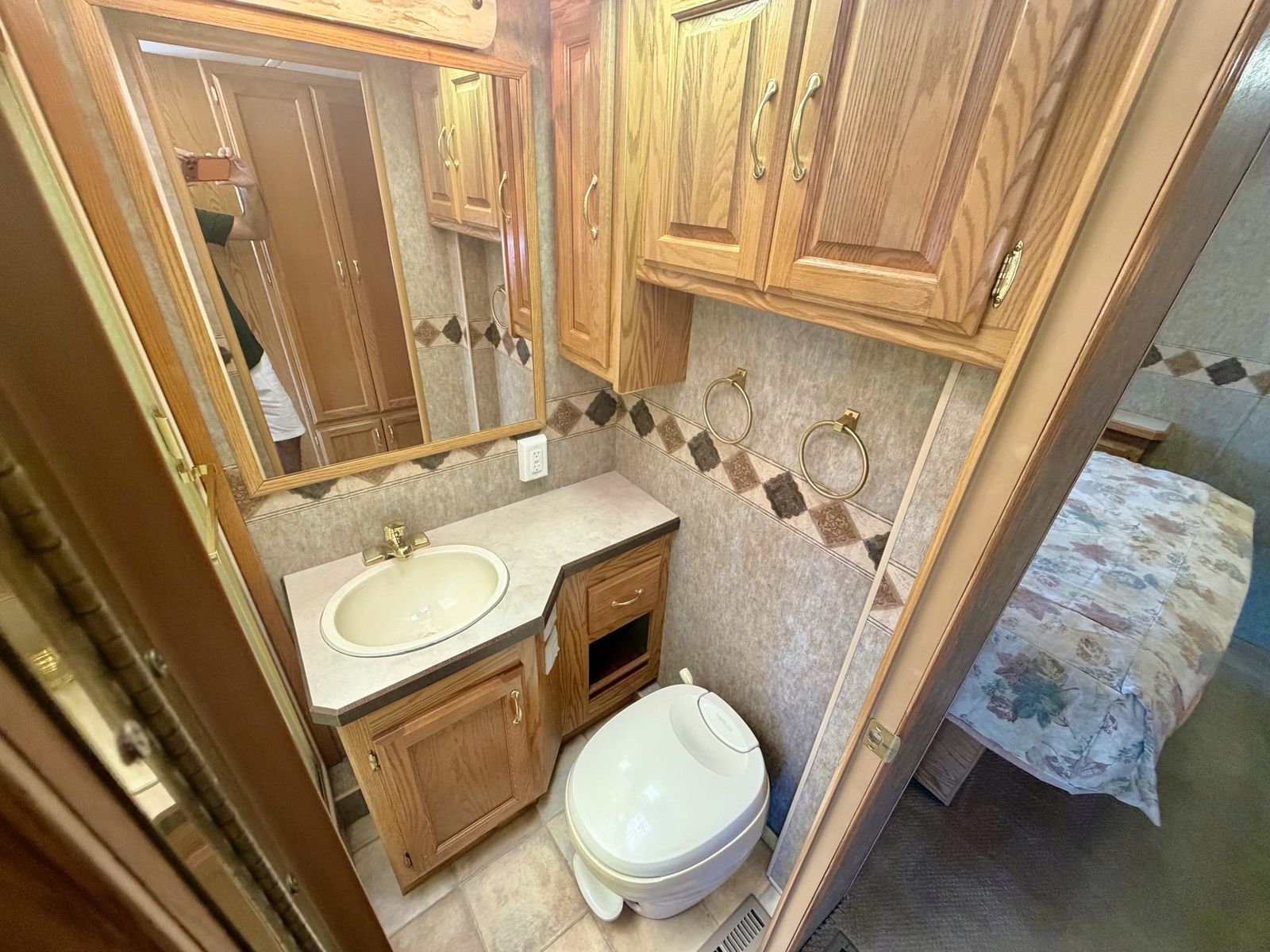 Main image 8