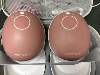 Momcozy Wearable Breast Pump Set
