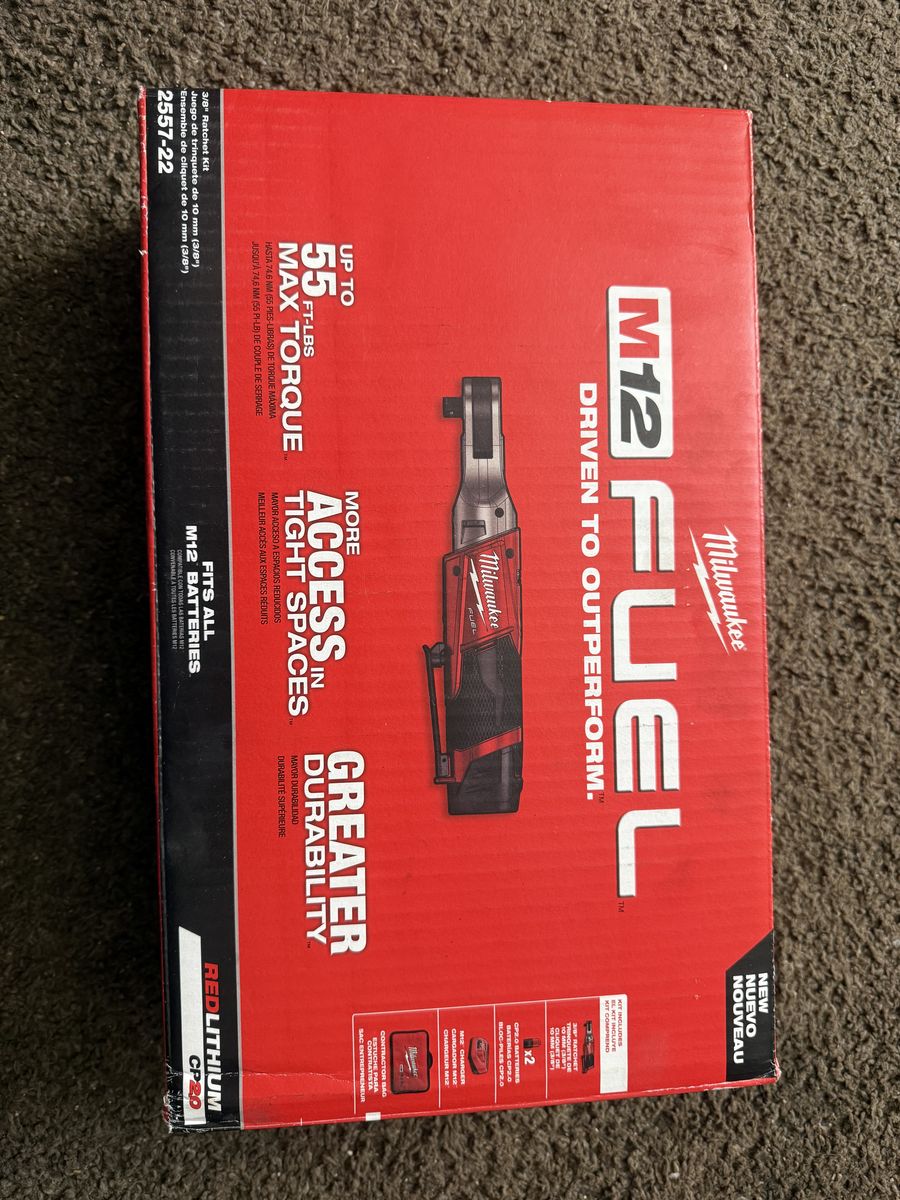 3/8 ratchet Kit 2557-22 Brand New