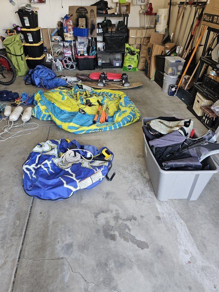 Main image 6
