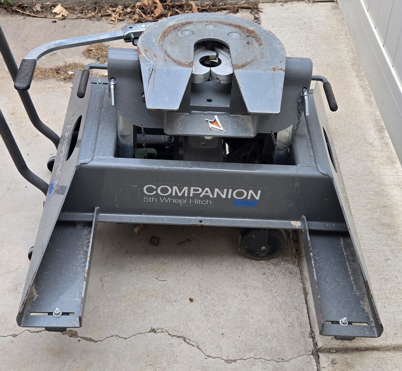 Fifth Wheel Trailer Hitch