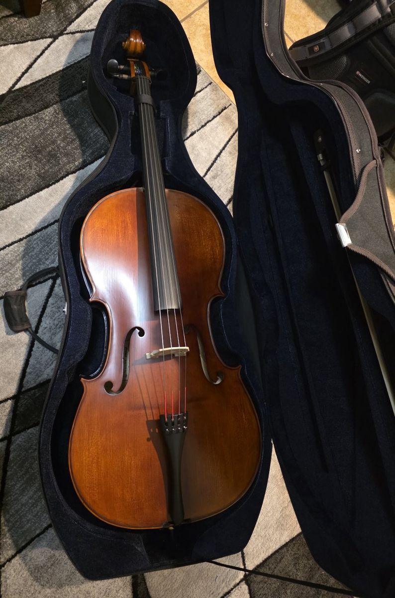 ​West Coast String Instruments 4/4 Cello Outfit (Primo C-5) - $900