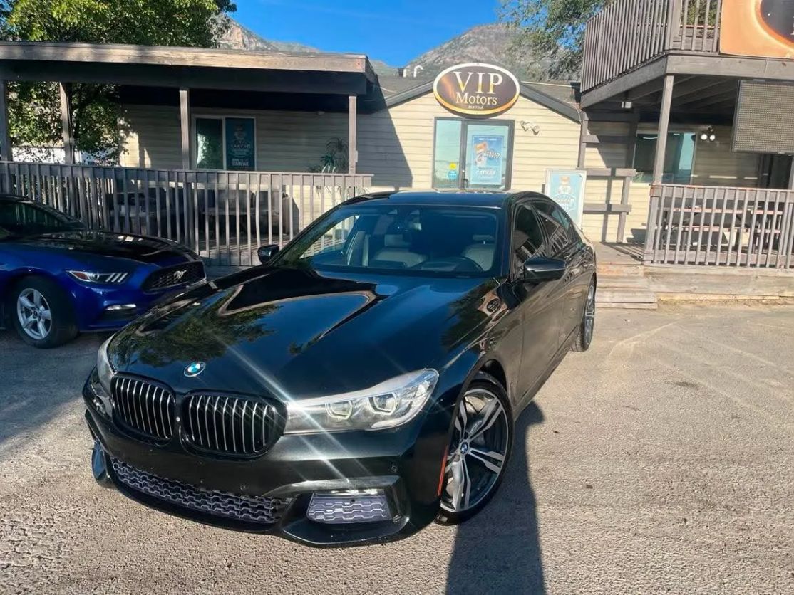 2017 BMW 7 Series 740i