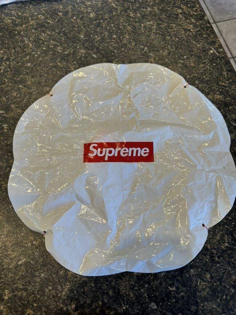 Supreme Parachute