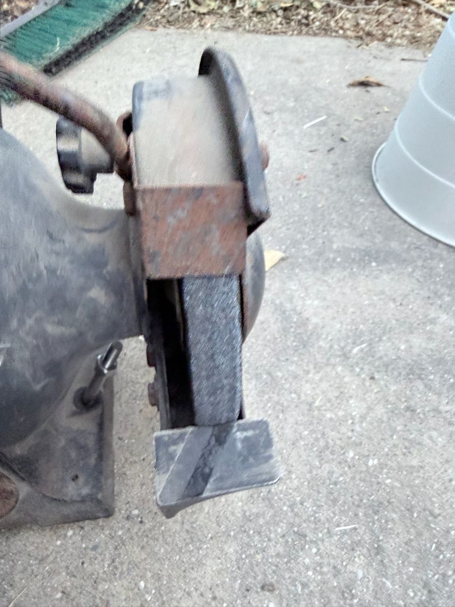 Main image 4
