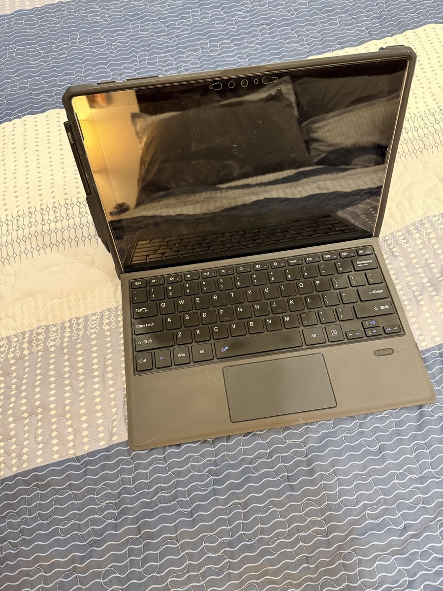 Microsoft Surface Pro 4 + Keyboard