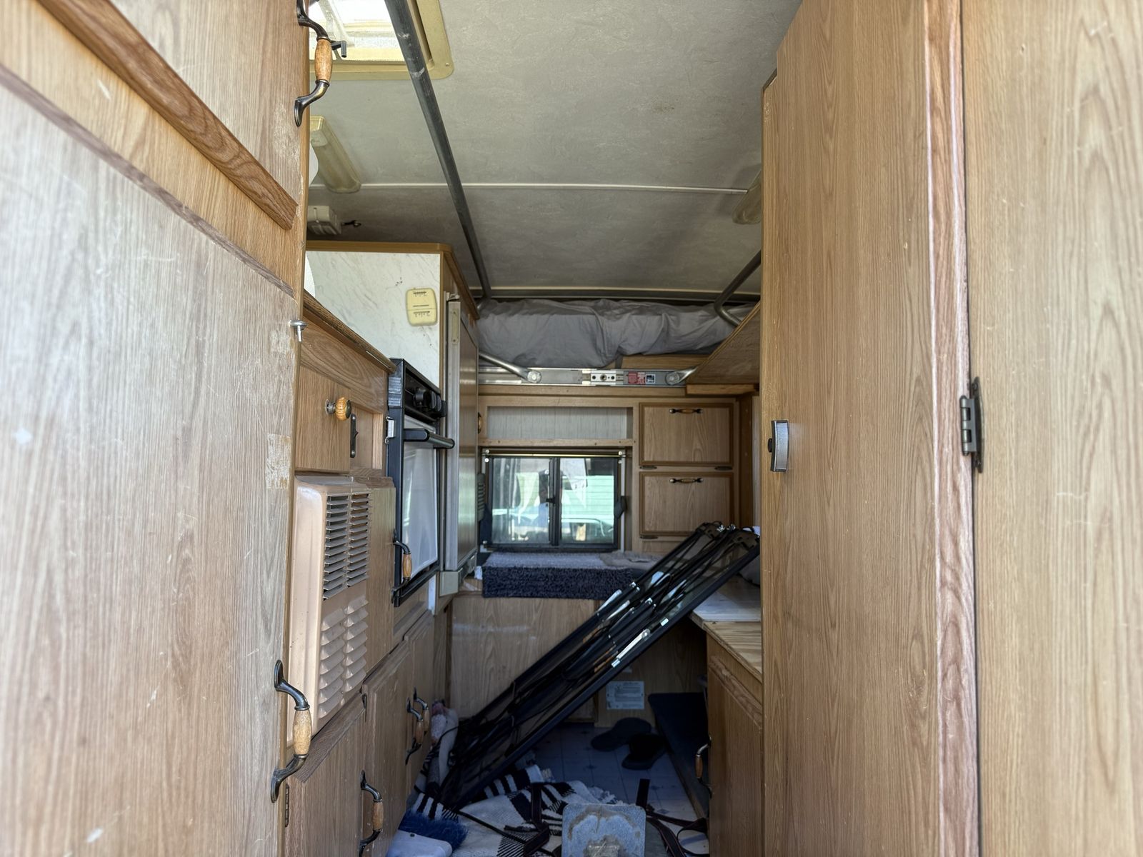 Main image 6
