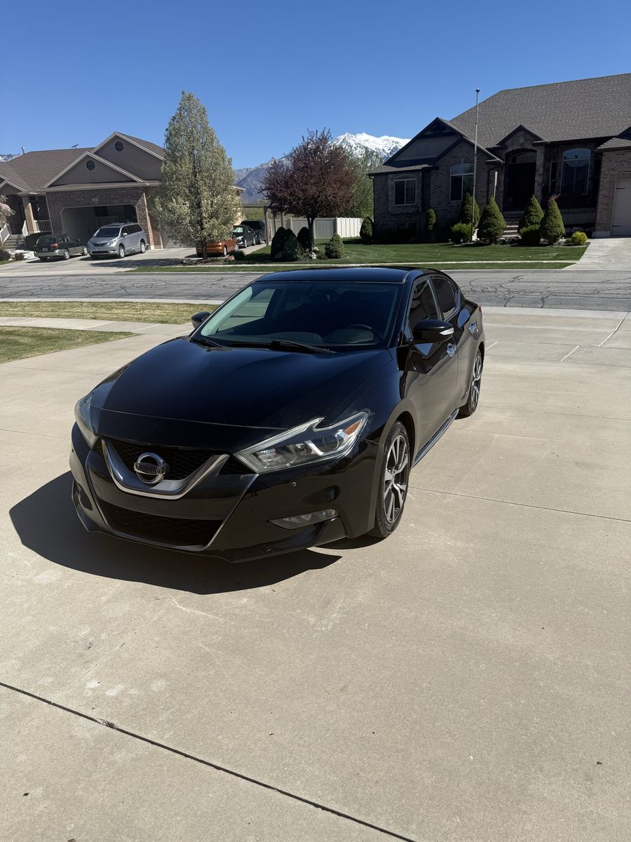 2016 Nissan Maxima SV